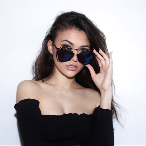 Blue Mirrored Aviator Sunglasses - Picture 3 of 8